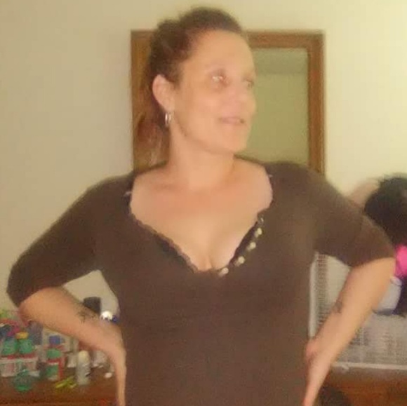 Meet your Posher, Kat - Picture 1 of 1